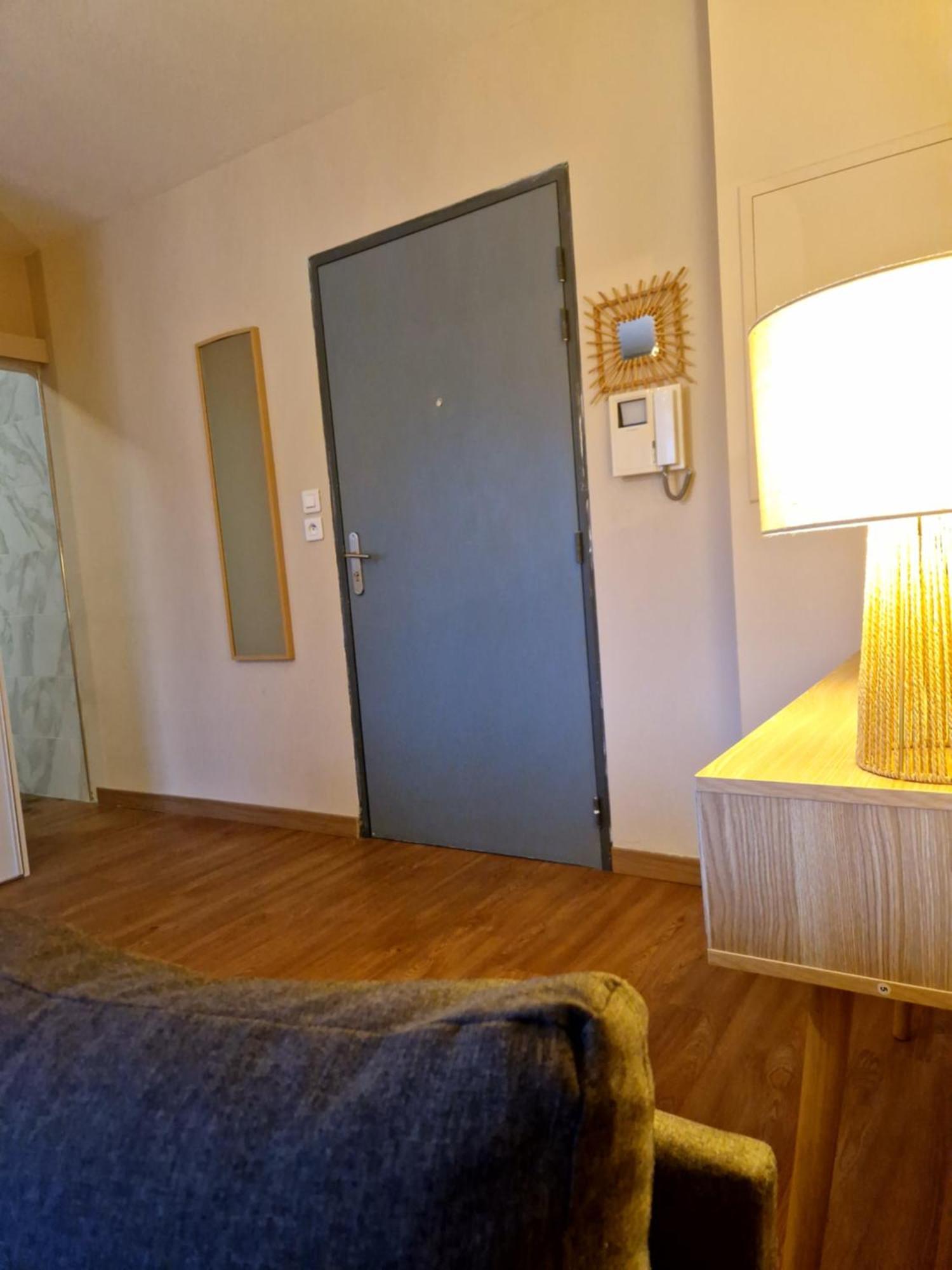 Studio Climatise Parking Gratuit Sarrola-Carcopino Dış mekan fotoğraf